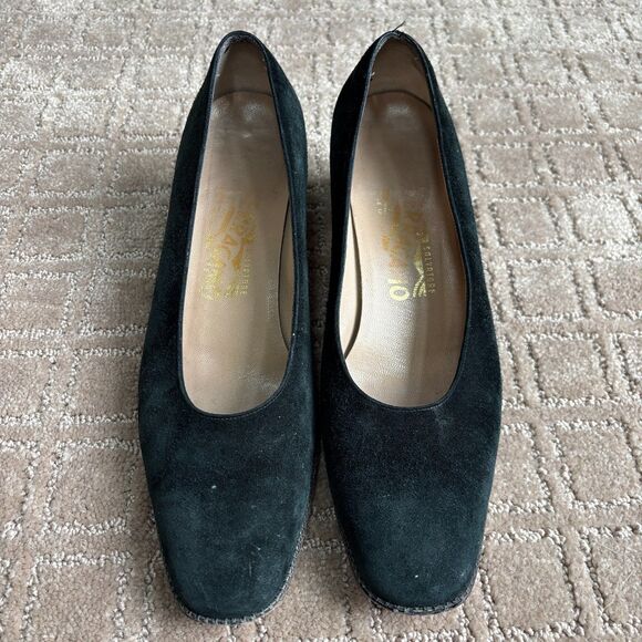 Salvatore Ferragamo Shoes - Salvatore Ferragamo Suede Pumps Women's 8 B Black Low Heel VTG Classic Staple